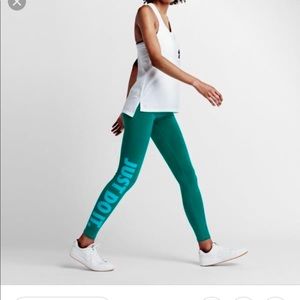Nike leggings